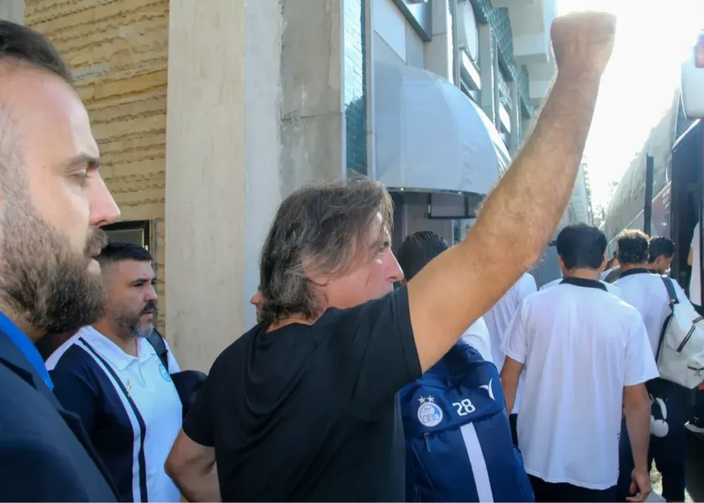 گلر رئال + دفاع سه نفره/ ترکیب استقلال اعلام شد: سه، پنج، دو!