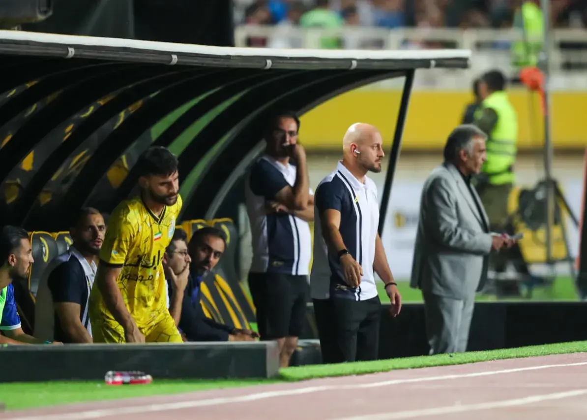 ساپینتو به سختی لیست را پر کرد/ استقلال دو گلر روی نیمکت داشت!(عکس)