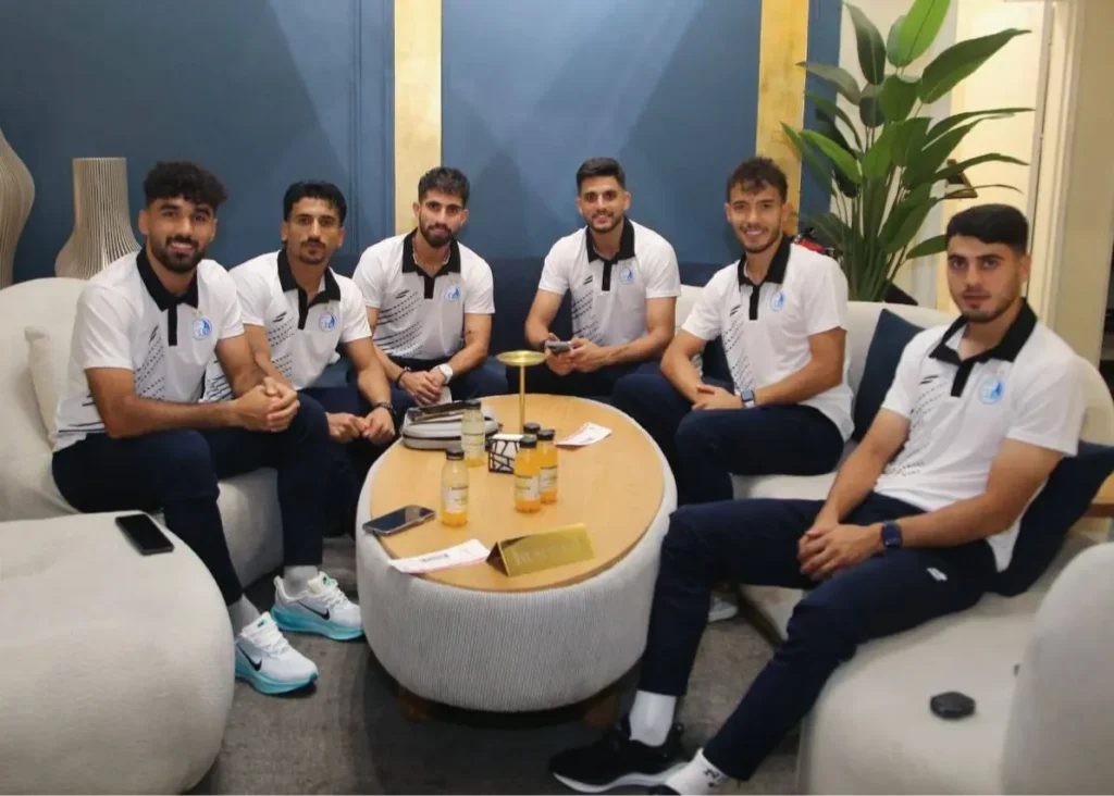 سحرخیزان در نقطه شروع هیجان‌انگیز:/ سوپرایز استقلال مقابل تراکتور، همشهری علی‌ دایی!