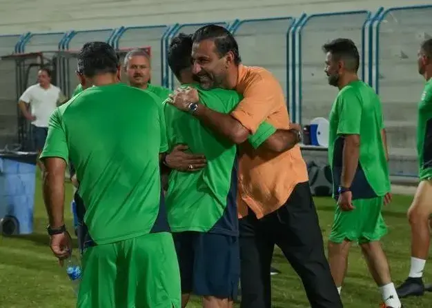 هادی شکوری زودتر از آرشا در تمرین تیم امید