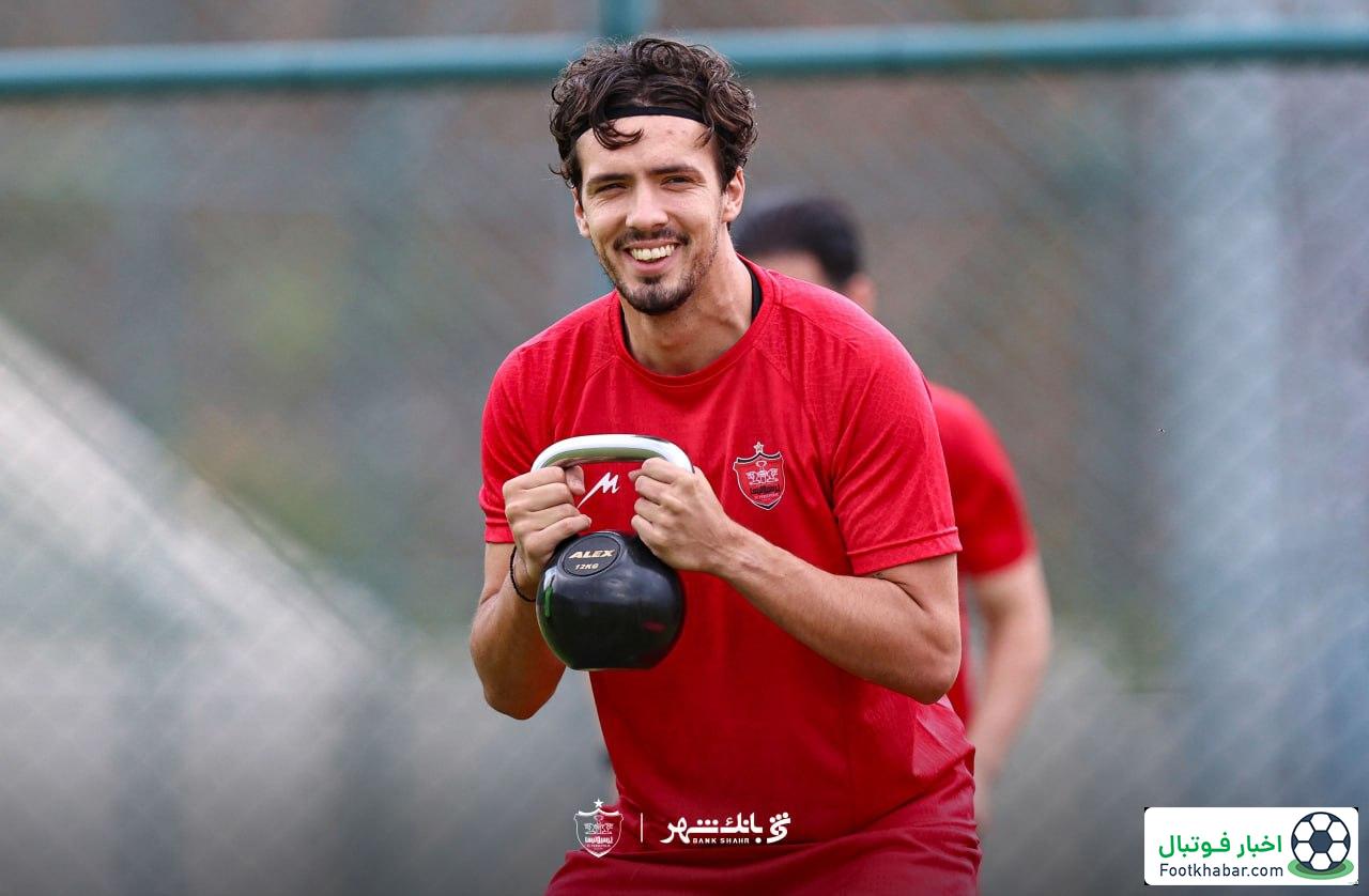 مجوز باکیچ به دست پرسپولیس رسید