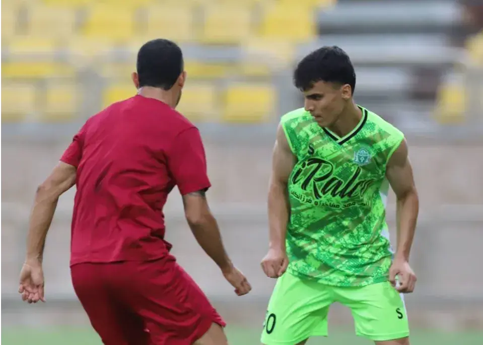 درگیری‌ها در آغاز بازی / مصدومیت تلخ مدافع آلومینیوم مقابل پرسپولیس