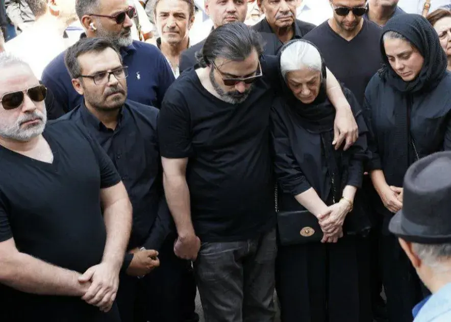 در ماتم از دست دادن – خانواده داریوش مصطفوی