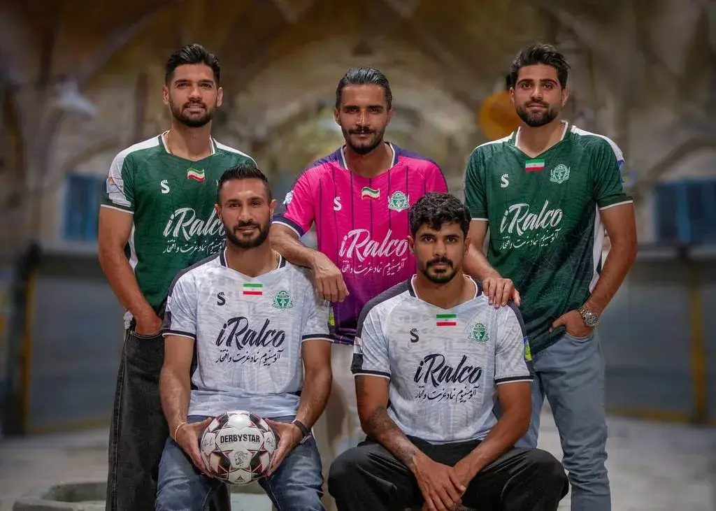 کیت‌های خاص، لباس جدید ایرالکو را ببینید (عکس)