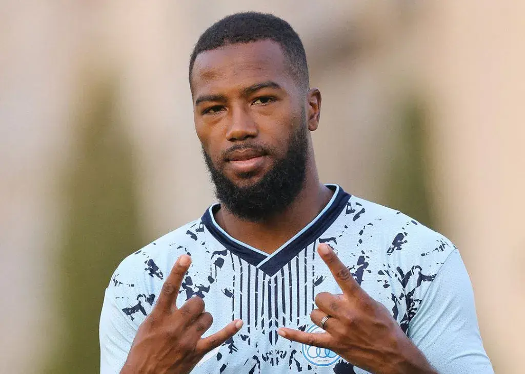 بدل آداما ترائوره در تمرین استقلال/ ابعاد غیرعادی عضله ران نازون! (عکس)