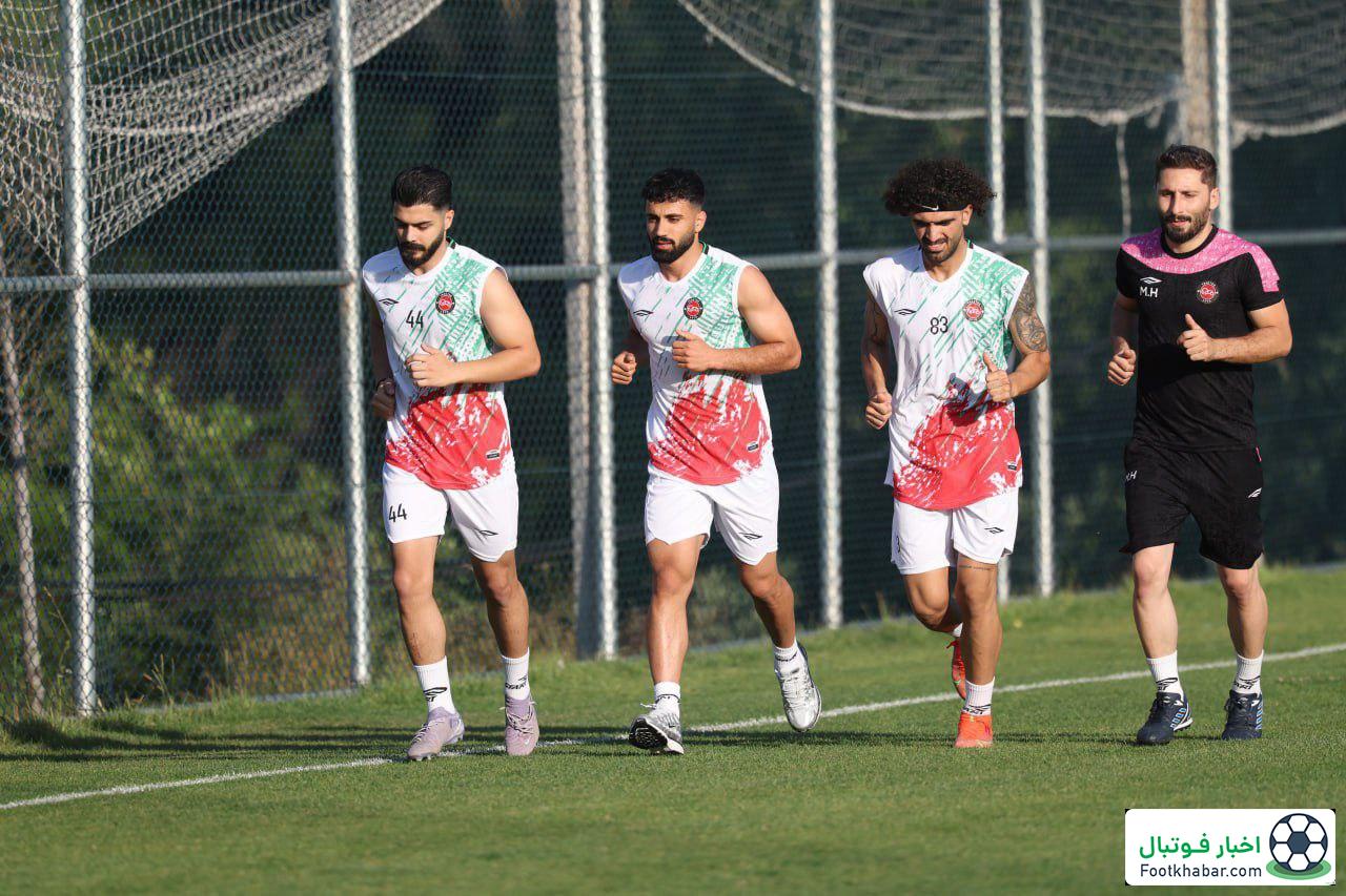 تراکتور راهی تهران می‌شود