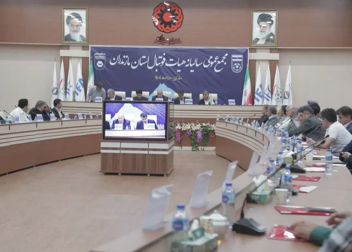 فدراسیون فوتبال و شش مجمع انتخاباتی در سال 404