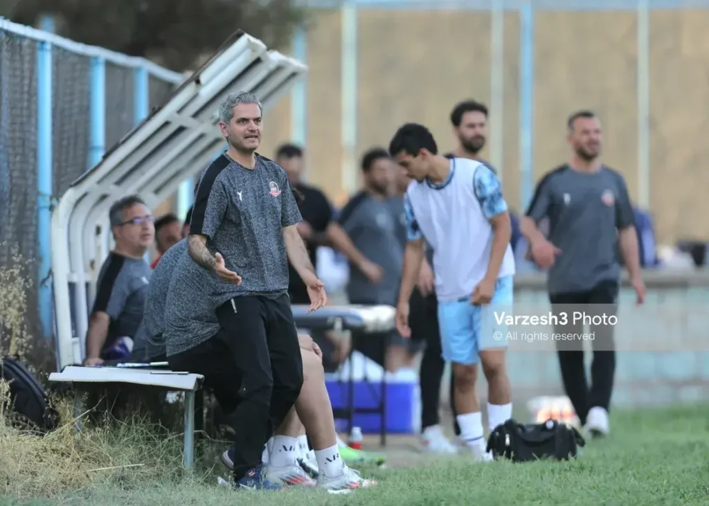 شمس آذر و فلسفه جوانگرایی به سبک رضایی