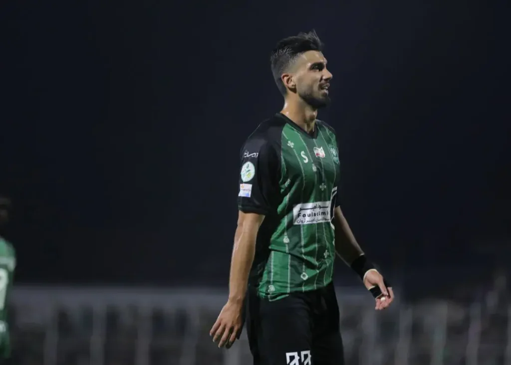 آقاجانپور یک تماشاگر ویژه داشت؛/ بهترین روز زندگی مدافع سابق تراکتور