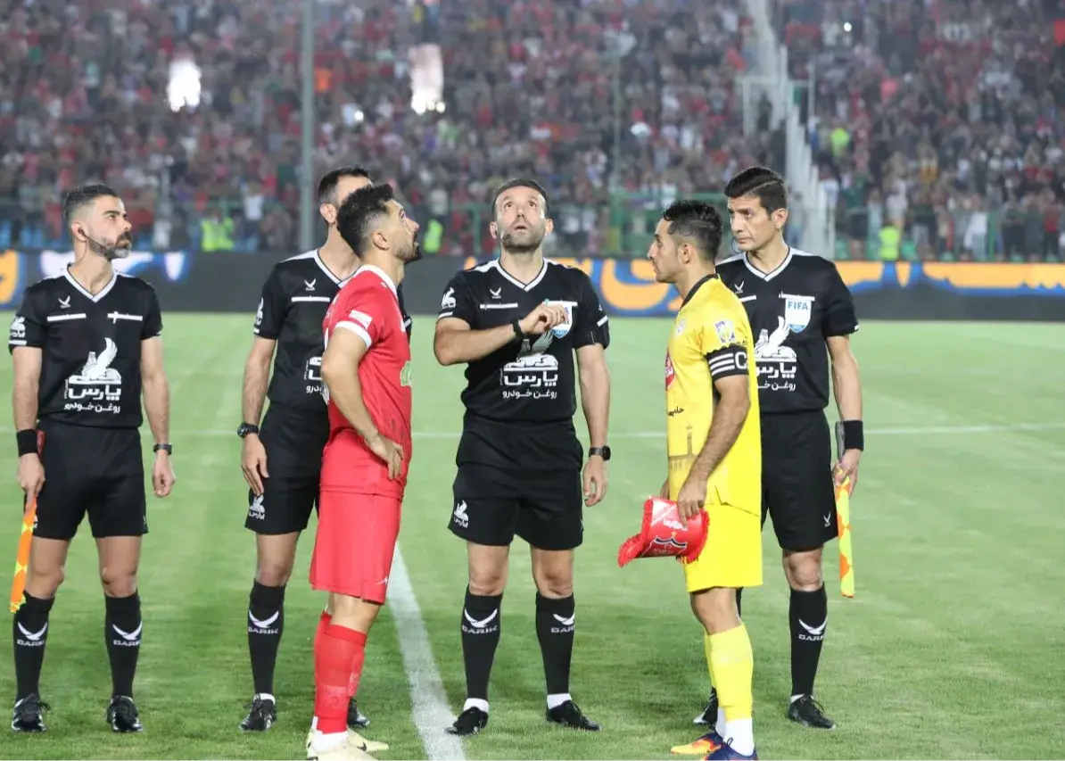 هیچکس این صحنه را تشخیص نمیدهد؛/ کارشناسی مشکوک به پنالتی پرسپولیس – فجر