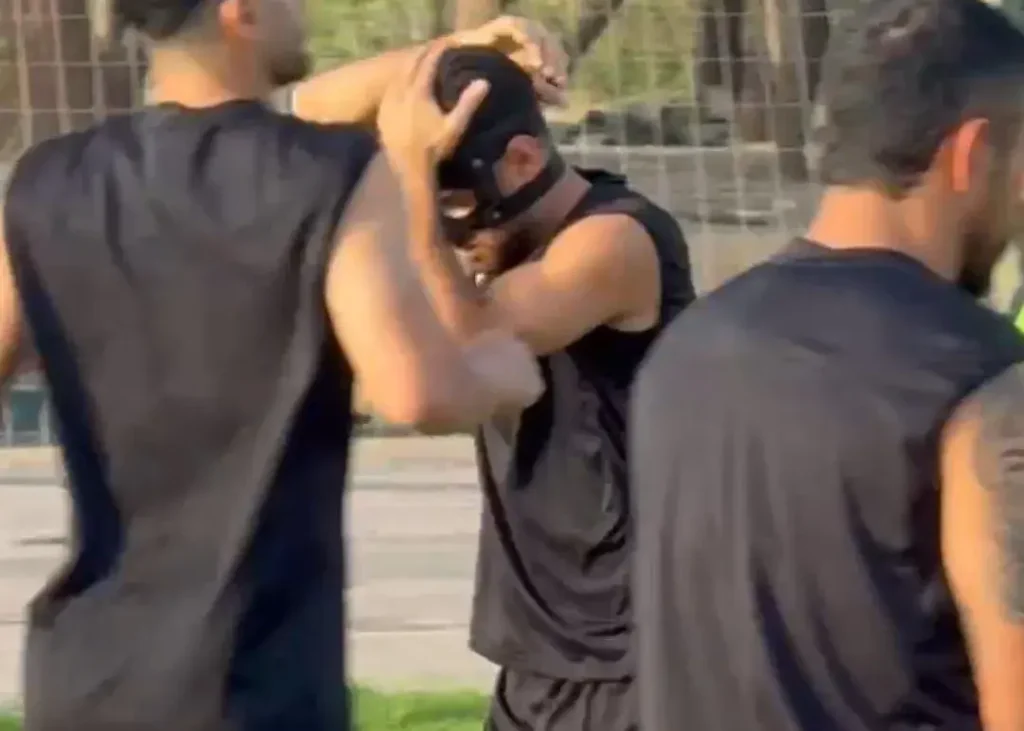 درگیری پورعلی‌گنجی با گارد محافظ بینی!