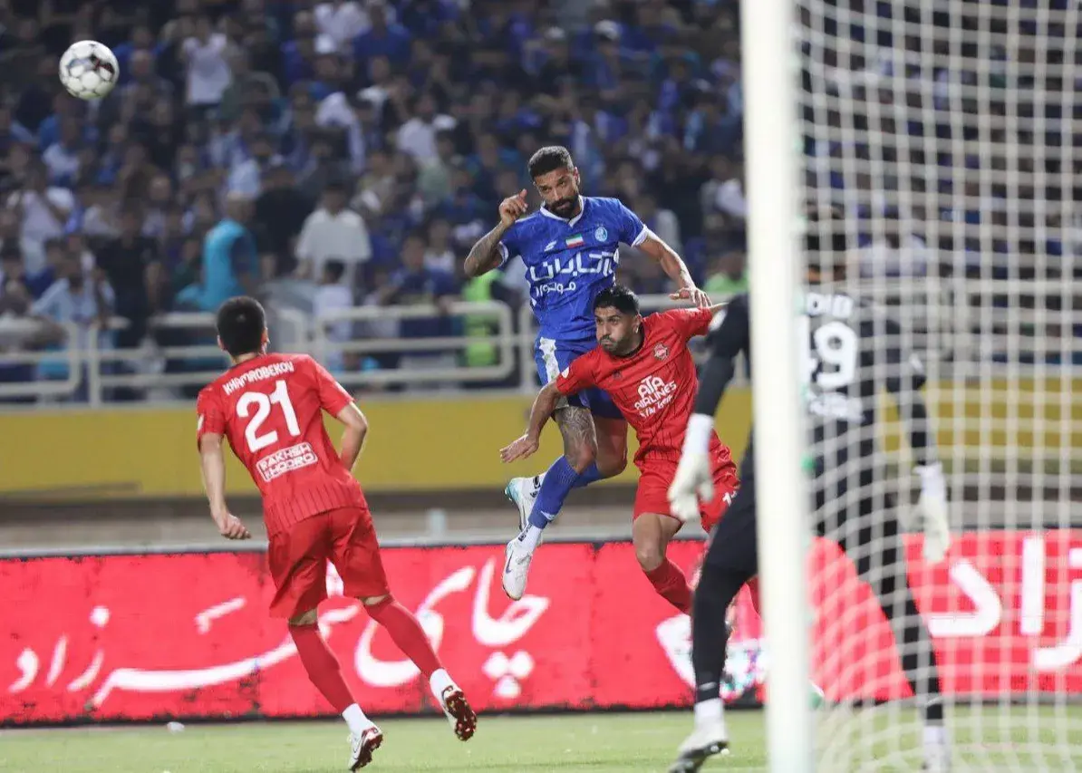 نود دقیقه تکل، پرش، نبرد تن به تن/ موتور دفاعی دانیال اسماعیلی ‎فر روشن بود!