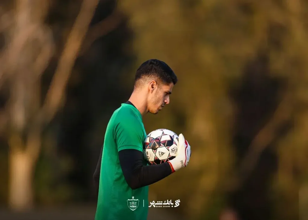 پیام پنهان: وقتی نیازمند با خودش حرف می‌زند!