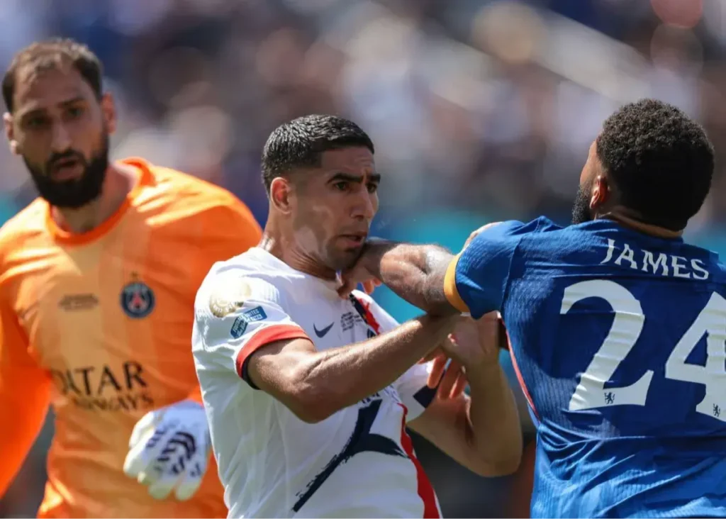 ارزش کاری که من کردم بالاتر از مهاجمان است/ حکیمی در اوج اعتماد به نفس: لایق توپ طلا هستم!