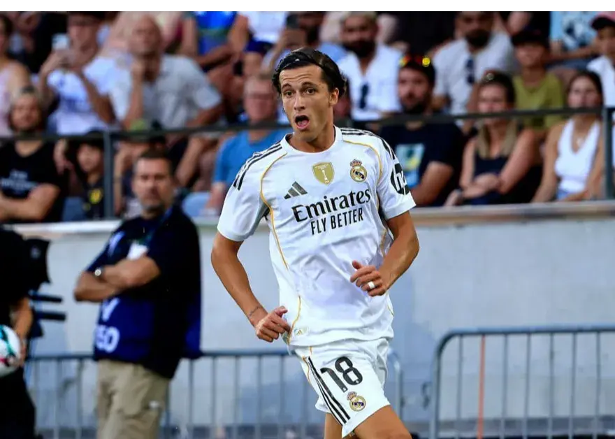 اولین بازی رسمی آلوارو کارراس/ مدافع جدید رئال: چه هم‌تیمی‌هایی دارم، به به!‏