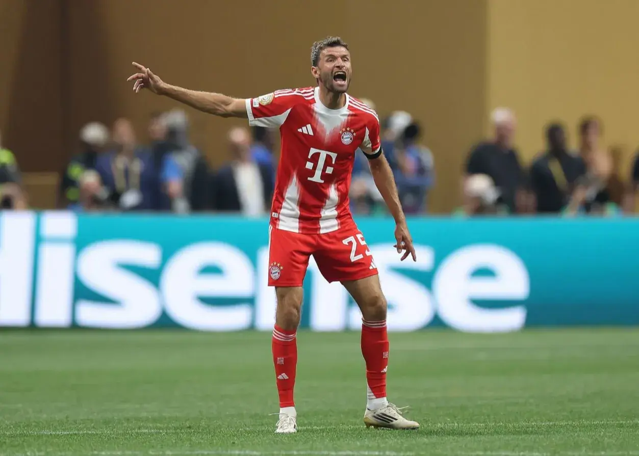 با گواردیولا رابطه خوبی نداشتم/ گلایه ظریف مولر از بایرن: من دلی بودم، آنها حرفه‌ای!‏