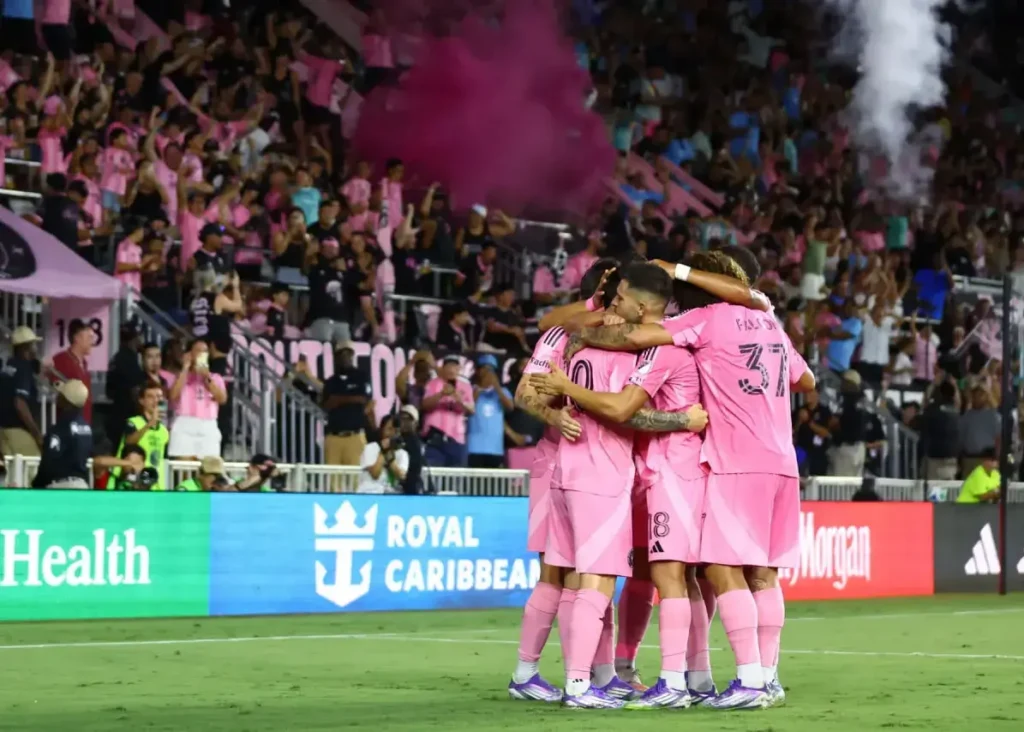 بازگشت باشکوه: پیروزی اینترمیامی با مسی!