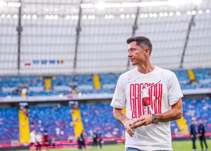 بازگشت به تیم ملی/ لواندوفسکی از تصمیم جنجالی منصرف شد