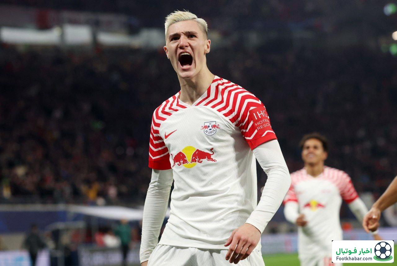 بمب شیاطین سرخ به منچستر رسید