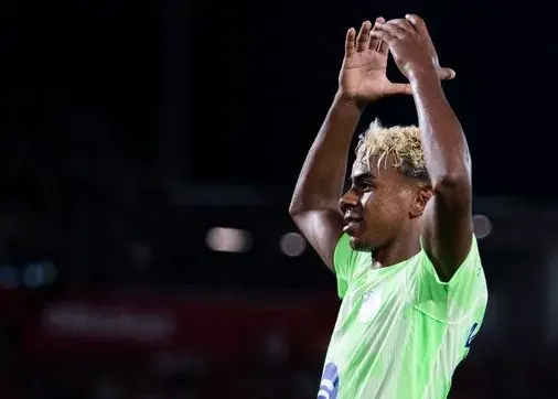 بهتر از این نمی‌شد/ استارت باشکوه: یامال با 10 پرواز کرد