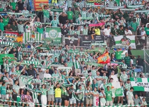 تسامح صفر مقابل توهین از طرف تماشاچی‌ها/ در لالیگا فحش بدهید، تعطیل می‌شوید!‏