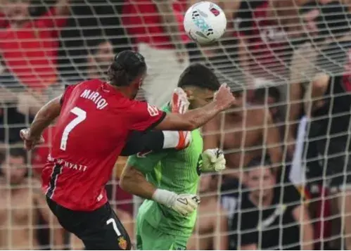 تصویر تکان‌دهنده گلر بارسا پس از مصدومیت