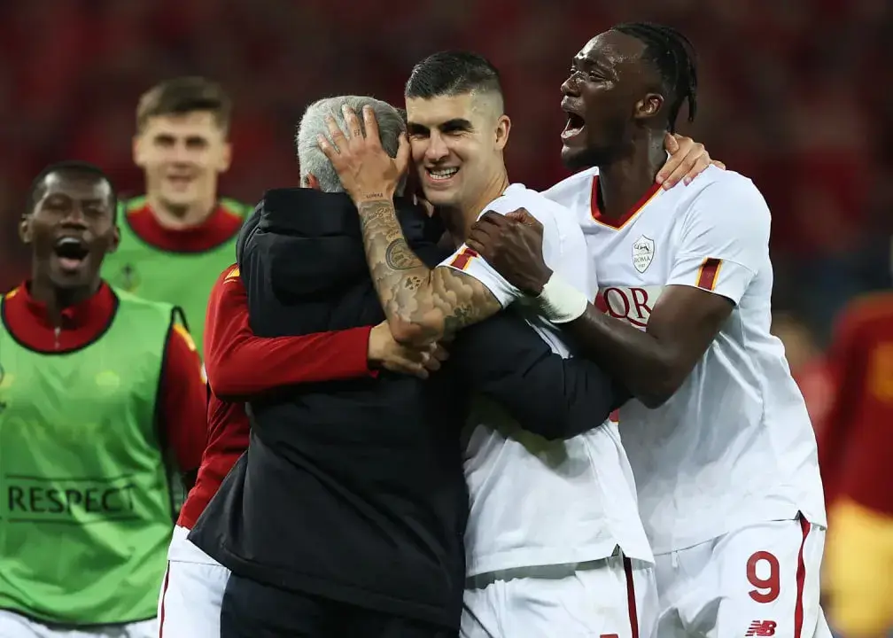 جانلوکا مانچینی:/ مورینیو هیولا بود و داستان ما را عوض کرد!