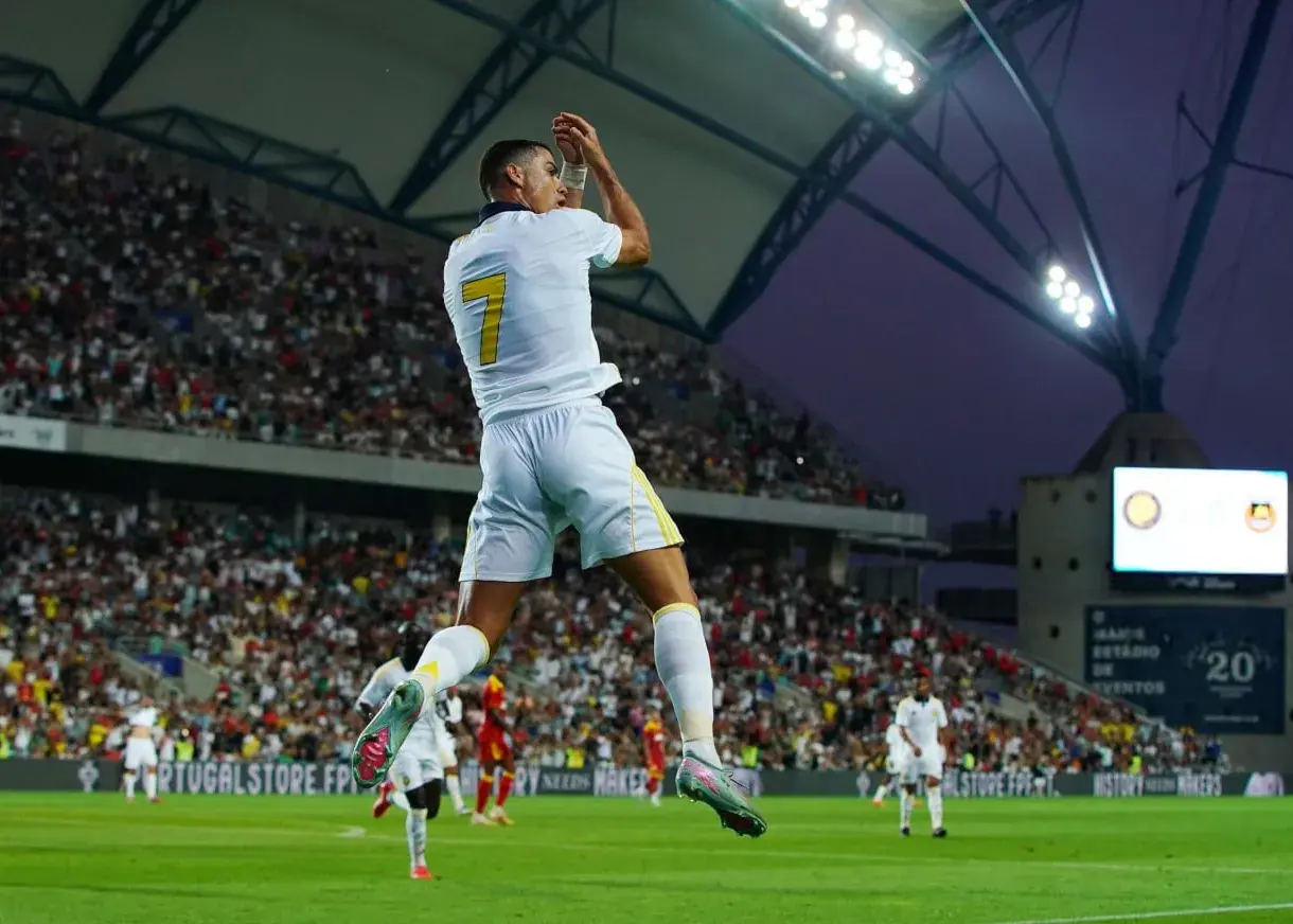 جنون کریستیانو مقابل ریو آوه/ رونالدو در حد توپ طلا: هت‌تریک سی‌ آر‌ سون در پرتغال