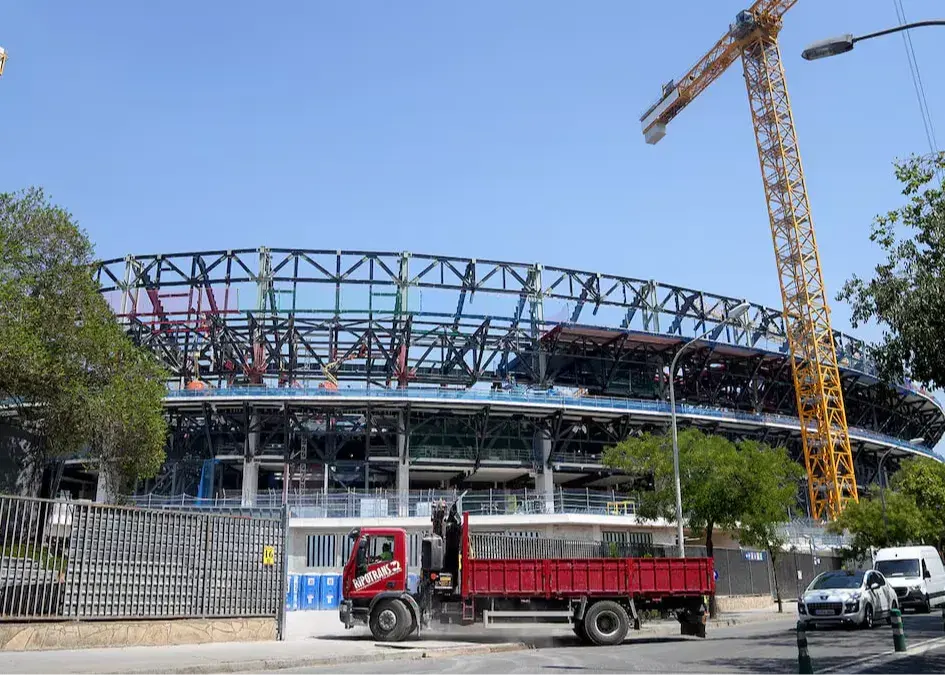 در انتظار مجوز یوفا/ بارسلونا در لیگ قهرمانان بدون ورزشگاه ماند