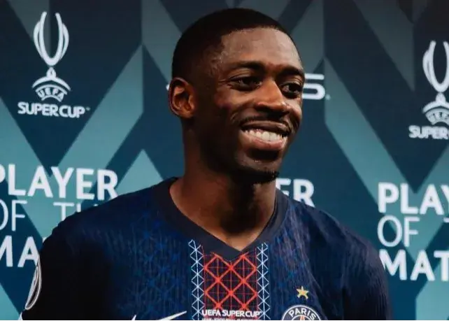 دمبله آخرین جایزه قبل توپ طلا را هم برد