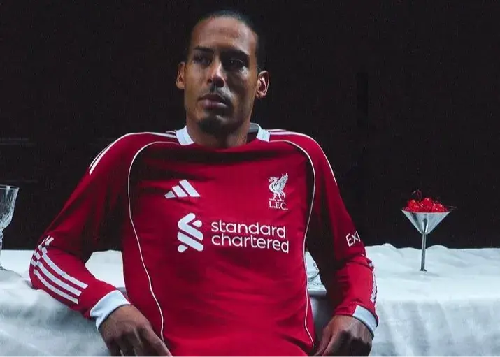 دوئل بین نایکی و آدیداس/ بزرگترین رقابت فوتبالی، خارج از زمین مسابقه