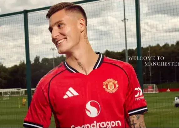 ستاره جدید شماره مدافع یونایتد را گرفت!