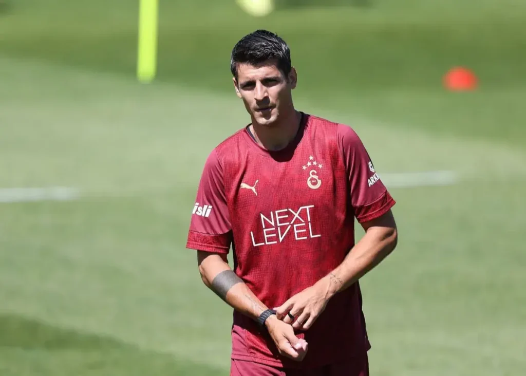 عصبانیت فابرگاس از جنجال‌های انتقال موراتا به کومو/ موراتا رفیقم نیست که با پارتی‌بازی جذبش کنم!‏