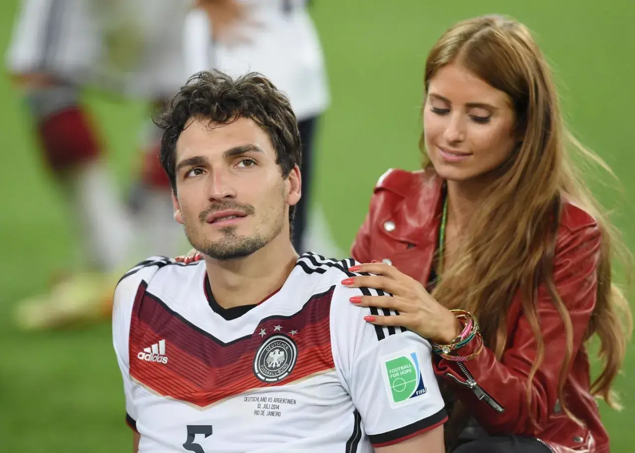 غیب در مراسم خداحافظی با دورتموند:/ هوملس همسر سابقش را خشمگین کرد