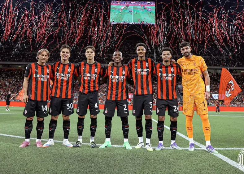 معارفه باشکوه خریدهای تابستانی/ انفجار سن‌سیرو: میلان فقط به مودریچ فکر می‌کند