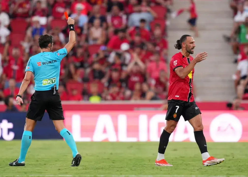 مکالمه VAR جنجالی بارسا منتشر شد!