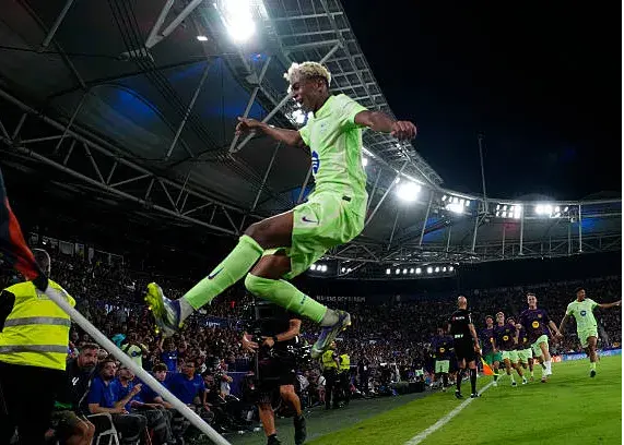 نیمه اول 2-0 باختند، در 90+1 پیروز شدند/ اولین کامبک بارسا رویایی بود: رمونتادا بلوگرانا