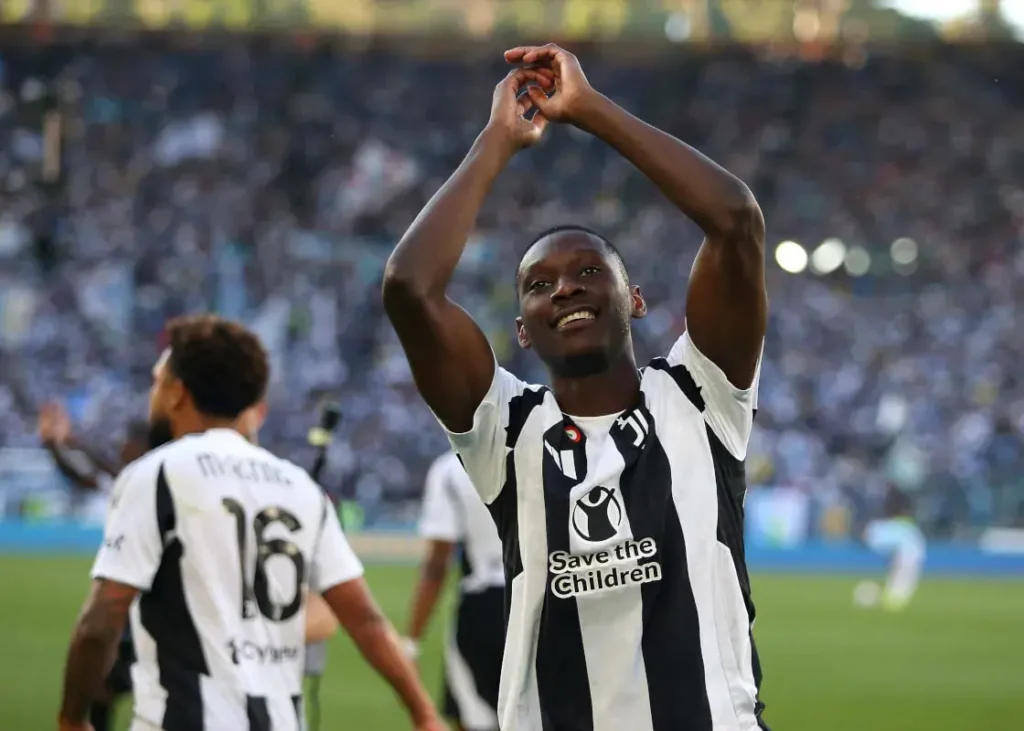 نیوکسل در فهرست انتظار مهاجم پی‎‌اس‌جی