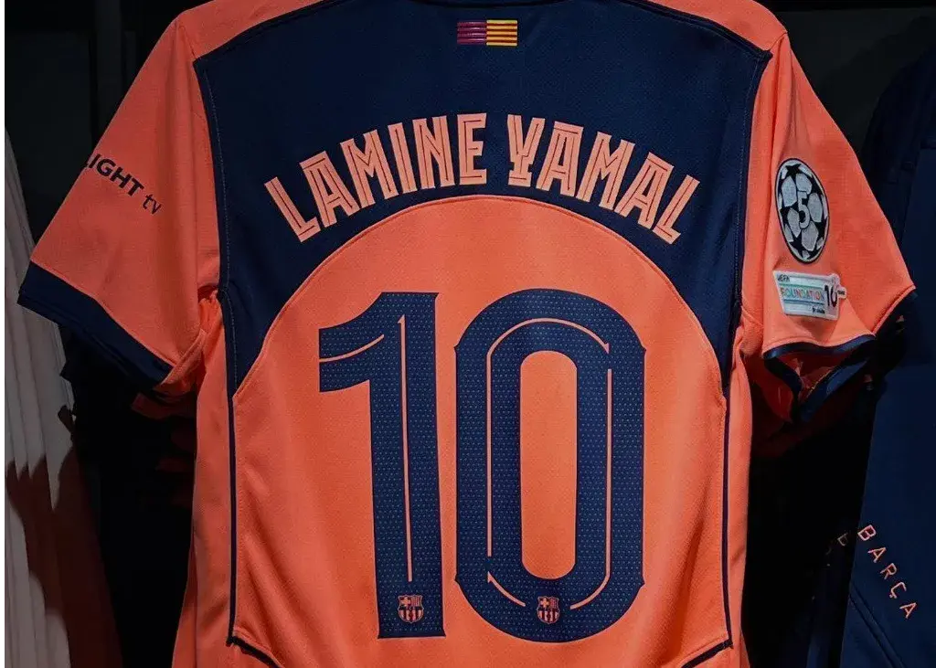 پیراهن سوم بارسا: نارنجی به یاد شکوه قدیم!