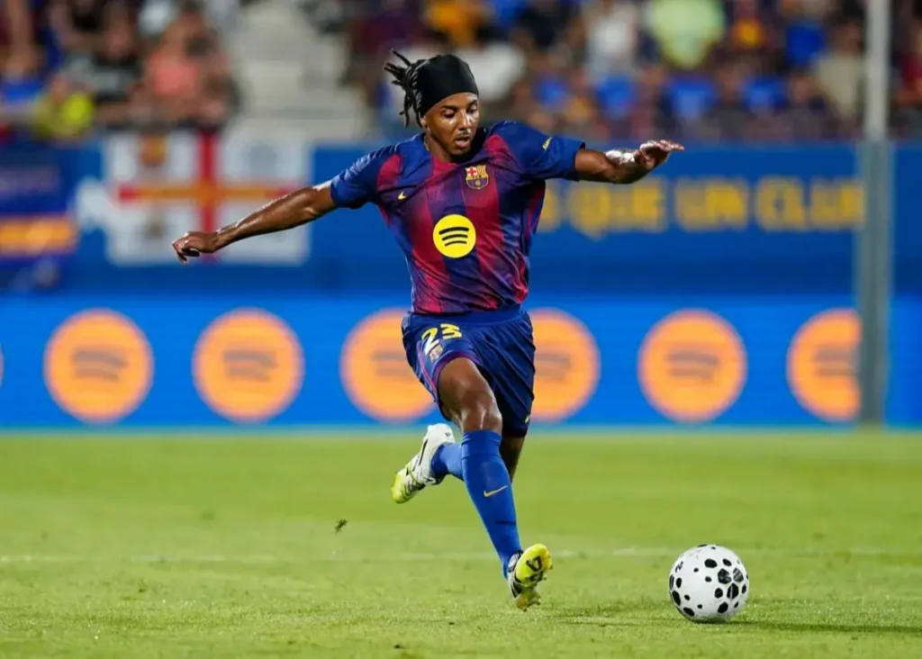 ژول کنده تا 2030 بازیکن بارسلوناست/ رسمی: دفاع راست محبوب با بارسا تمدید کرد