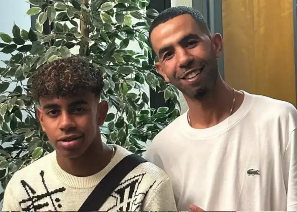 کاری به زندگی خصوصی او ندارم/ واکنش پدر یامال به رابطه عاشقانه جنجالی لامین