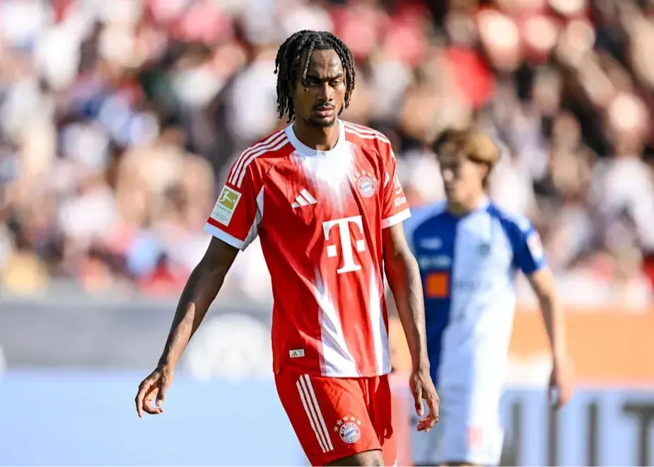 کین شماره دو در بایرن: 1.96 متر، 18 سال!