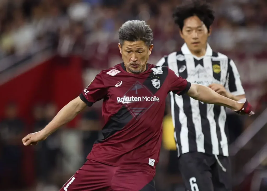 کینگ کازوی 58 ساله بعد از ضربه کاشته: زنده‌ام!