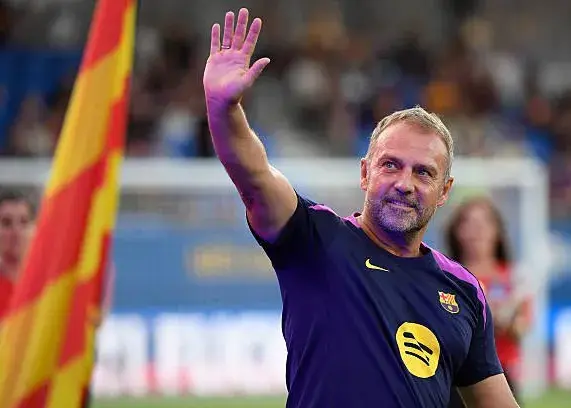 یک باشگاه و میلیون‌ها هوادار عاشق هانسی/ فلیک: جام‌های زیادی در پیش است بارسایی‌های عزیز