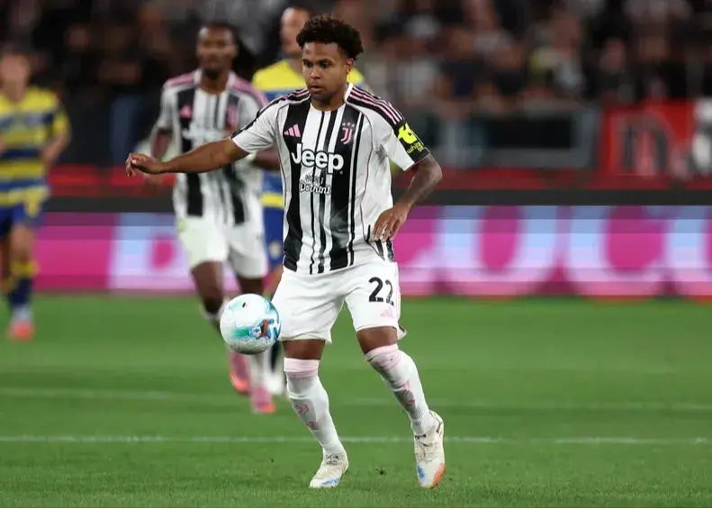 حملات نژادپرستانه به ستاره آمریکایی یوونتوس