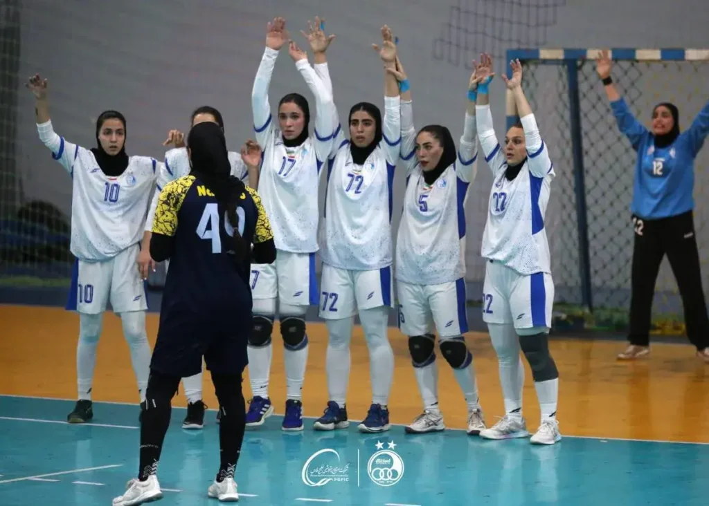 پایان هفته هشتم لیگ برتر هندبال زنان؛/ طلسم استقلال شکست، سپاهان صدرنشین ماند