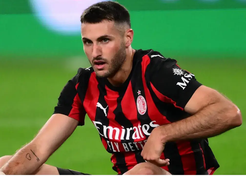 وقتی 100 درصد شدم، برای میلان بازی می‌کنم