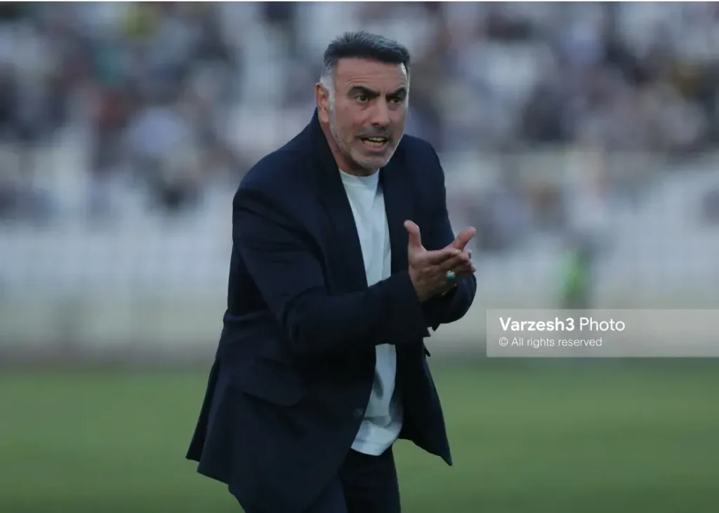 بازیکنان فیرپلی کردند، عصبانی شد؛/ اقدام جنجالی و جدید محمود فکری!