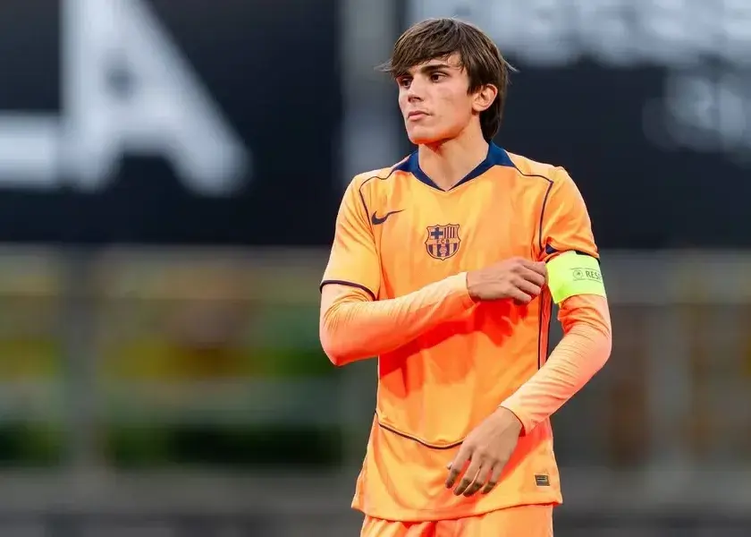 انتقال مدافع بارسا به کومو نهایی شد