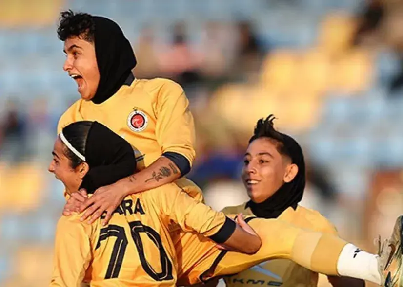 بمی‌ها پیراهن قهرمانی را سفارش دادند/ امتیاز طلایی تا تعیین قهرمان این فصل لیگ برتر